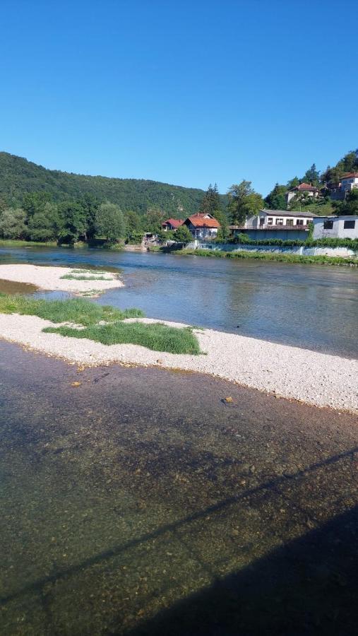 Apartman Mely Kulen Vakuf Εξωτερικό φωτογραφία