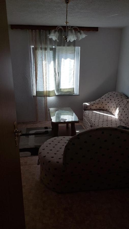 Apartman Mely Kulen Vakuf Εξωτερικό φωτογραφία