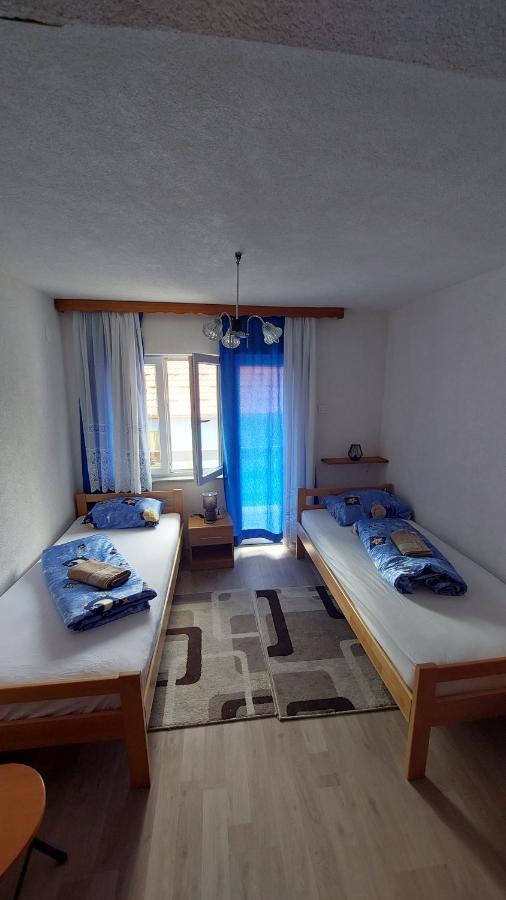 Apartman Mely Kulen Vakuf Εξωτερικό φωτογραφία