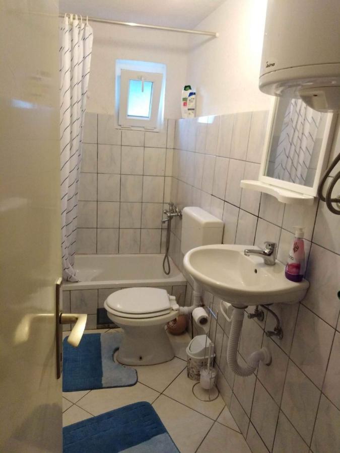 Apartman Mely Kulen Vakuf Εξωτερικό φωτογραφία